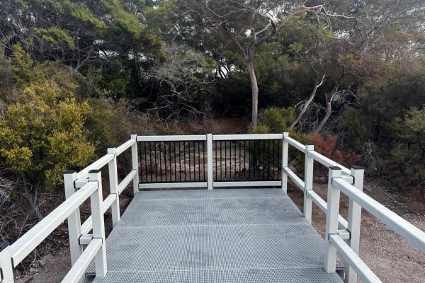 Sulphur Point post and rails 2 Sulphur Point post and rails 2